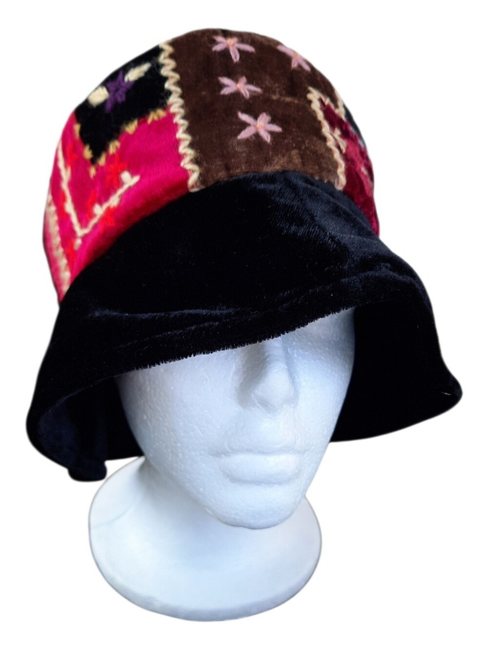 Vintage 90s/Y2K Velvet Patchwork Embroided Floral Bucket Hat Boho Hippie OS